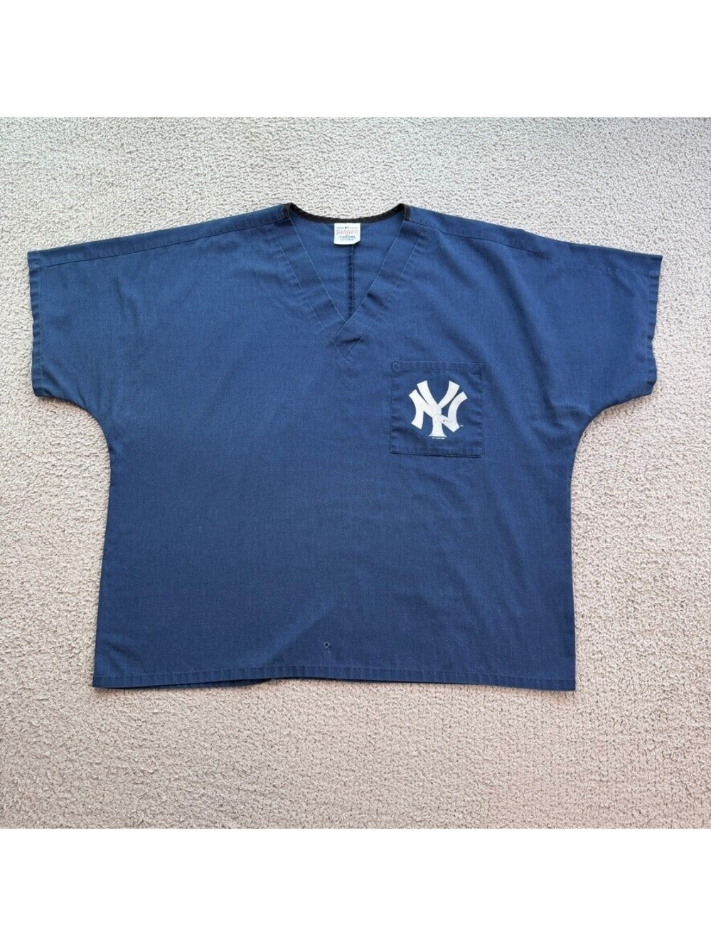 Vintage 2006 New York Yankees MLB Cherokee Navy Scrubs Shirt Oversized 2XL